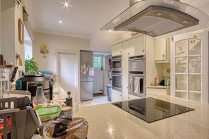 OP Kitchen/Breakfast/Diner- click for photo gallery